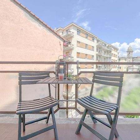 Free Parking - Elegante Casa Con Wifi -Smarttv Apartment Savona Luaran gambar